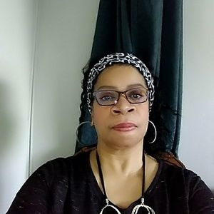 Meet your Posher, Joyce